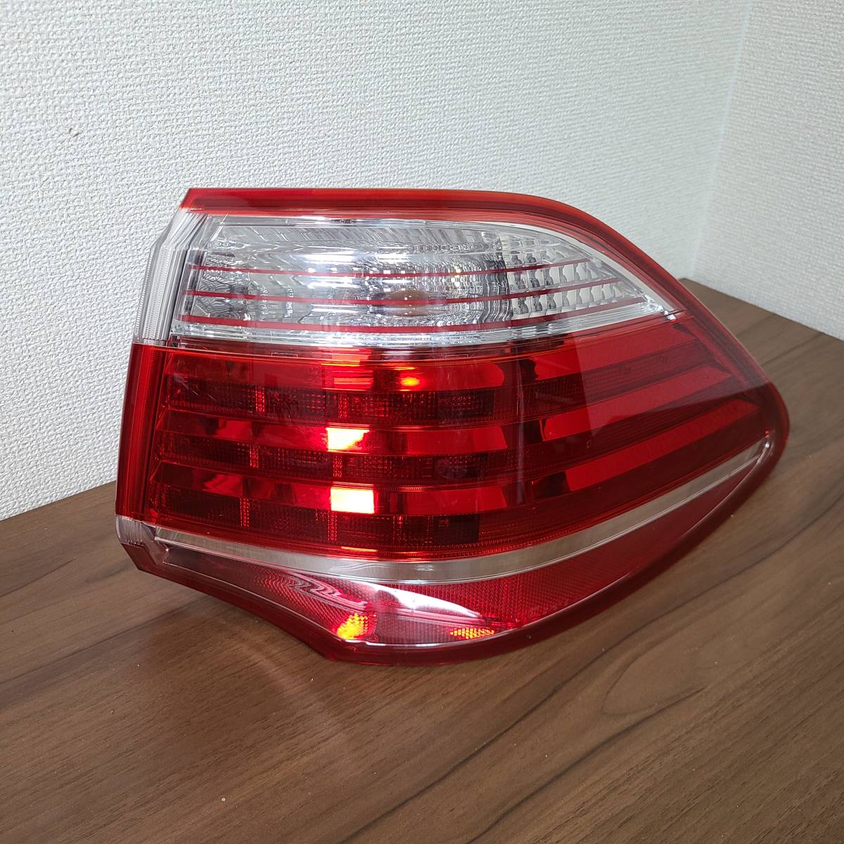 ■GRS200 後期 クラウン ロイヤル 純正 テールランプ テールライト 右 ICHIKOH 30-370■