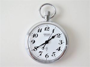 SEIKO 7550のYahoo!オークション(旧ヤフオク!)の相場・価格を見る