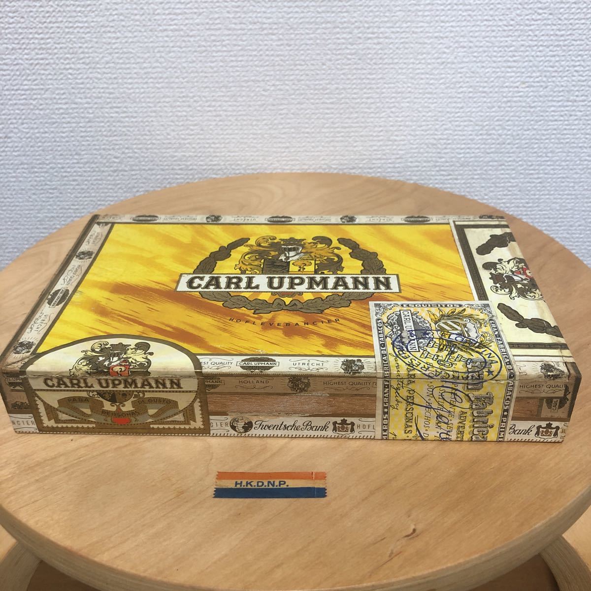 品 開封済 葉巻 Carl Upmann 木箱 Vintage ビンテージ ヴィンテージ H アップマン シガー Cigar カール 葉巻用品 売買されたオークション情報 Yahooの商品情報をアーカイブ公開 オークファン Aucfan Com
