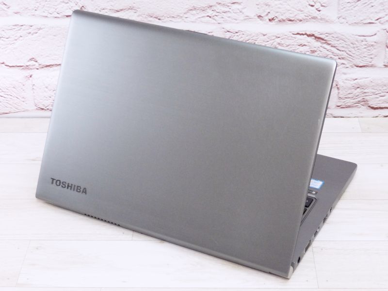 ♪ 上位モデル dynabook R63/H ♪第8世代 Core i5-8250U/ メモリ8GB