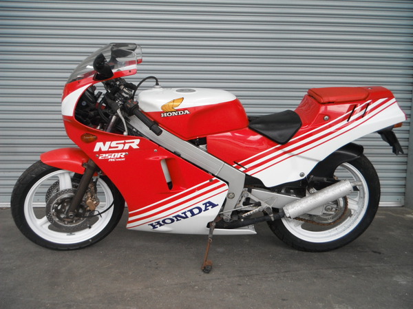 Nsr250r 長期保管車 が未登録 新車 126cc 250cc 売買されたオークション情報 Yahooの商品情報をアーカイブ公開 オークファン Aucfan Com