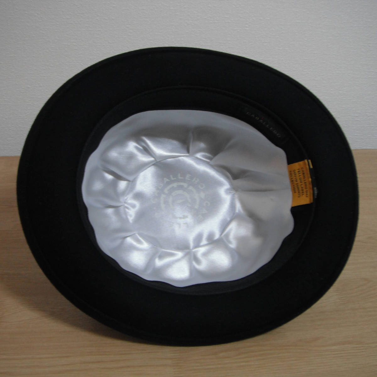 【古着】美品 / ボーラーハット / ML（59cm）/ ブラック / ウール / フェルト / BOWLER HAT / 黒 / 帽子 / ハット 帽子 ボーラーハット - ナチュラル ホワイト シルク