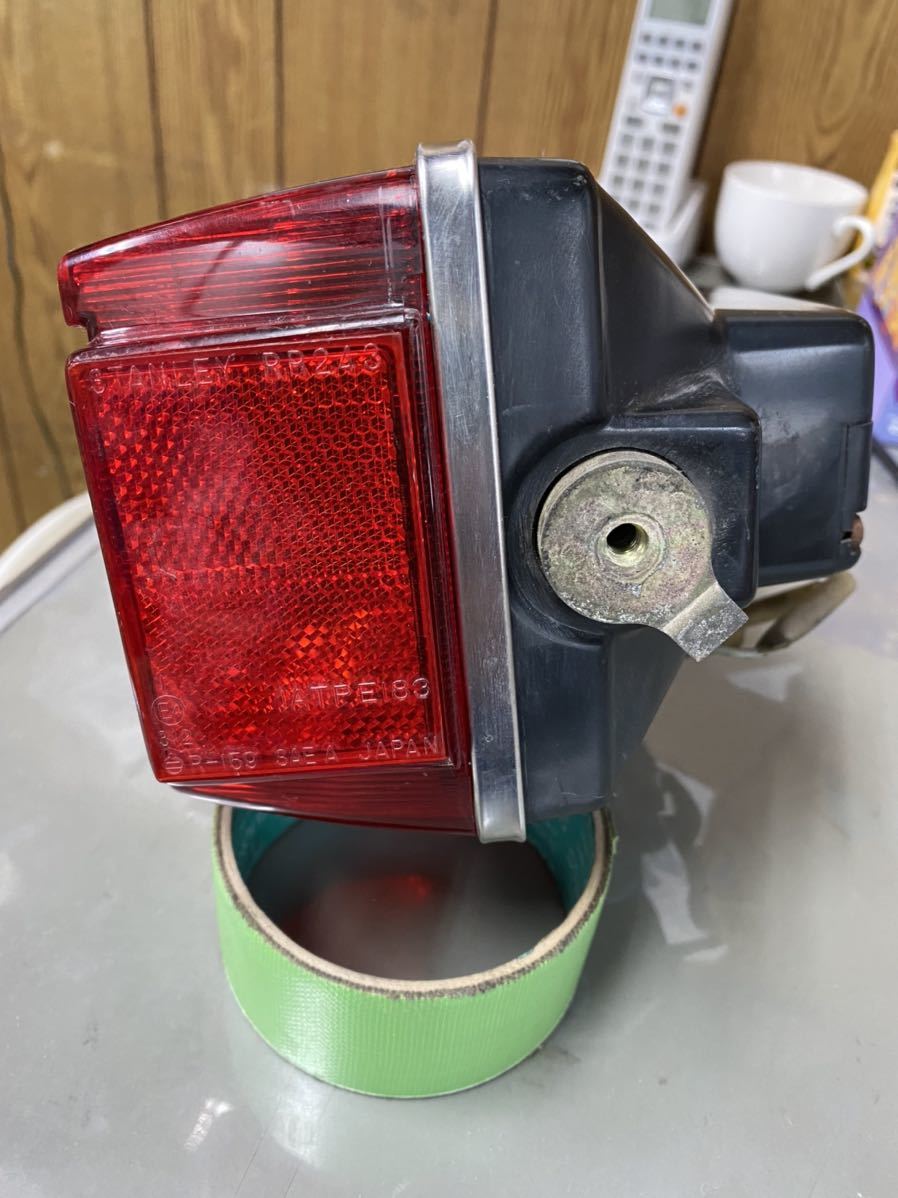 CB750F 純正テールランプ CB750F - Yahoo!オークション 「cb750f