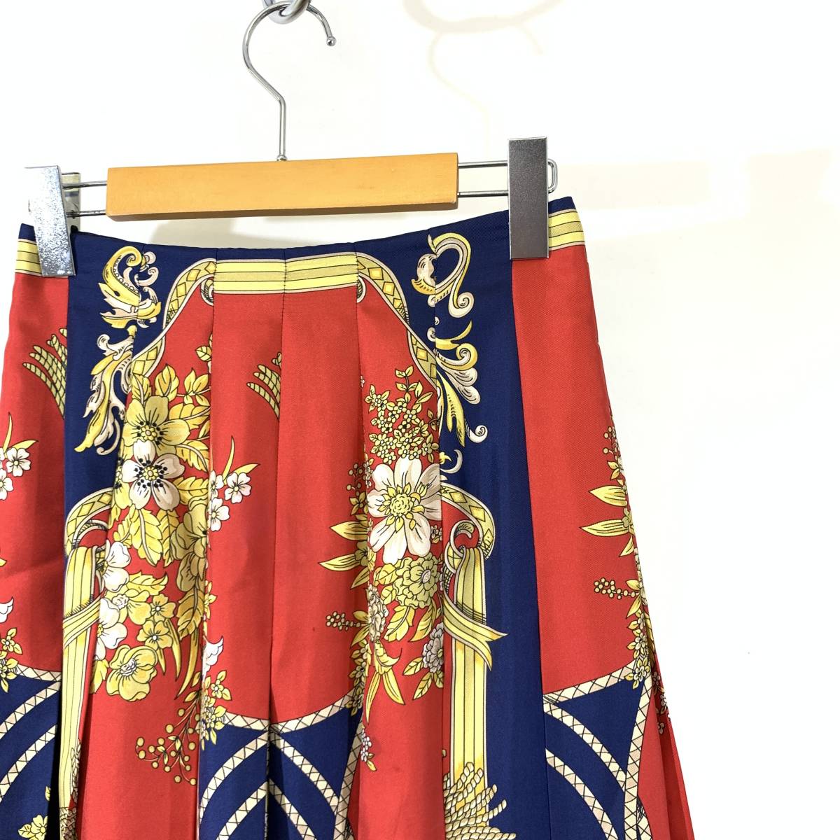 美品】19SS GUCCI グッチ フラワータッセルプリント シルク プリーツ 