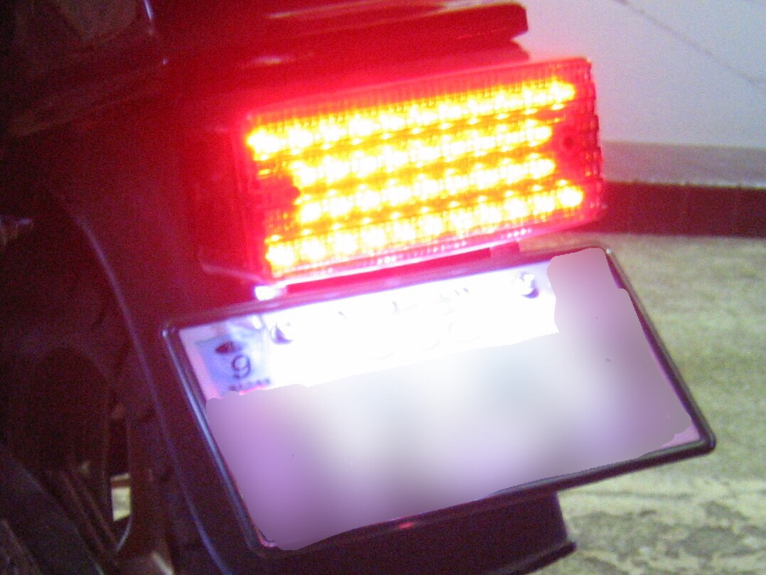 Z1000J/Z1100GP/Z400GP/Z750GP/GPz400F/GPz750F用LEDテールユニット