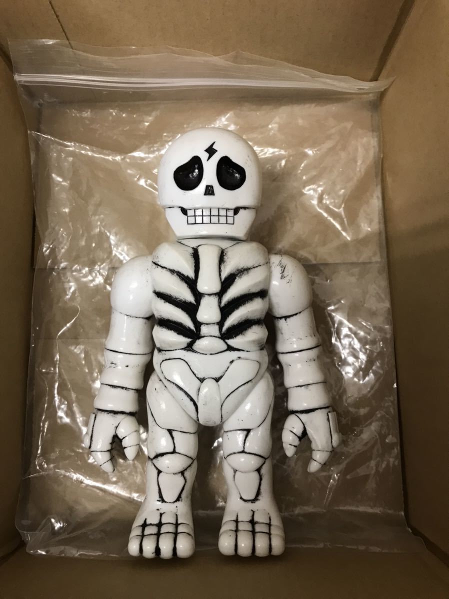 リアルヘッド ドクロマニヨン 白 真頭玩具 商品情報《RHND展 復活!初代真
