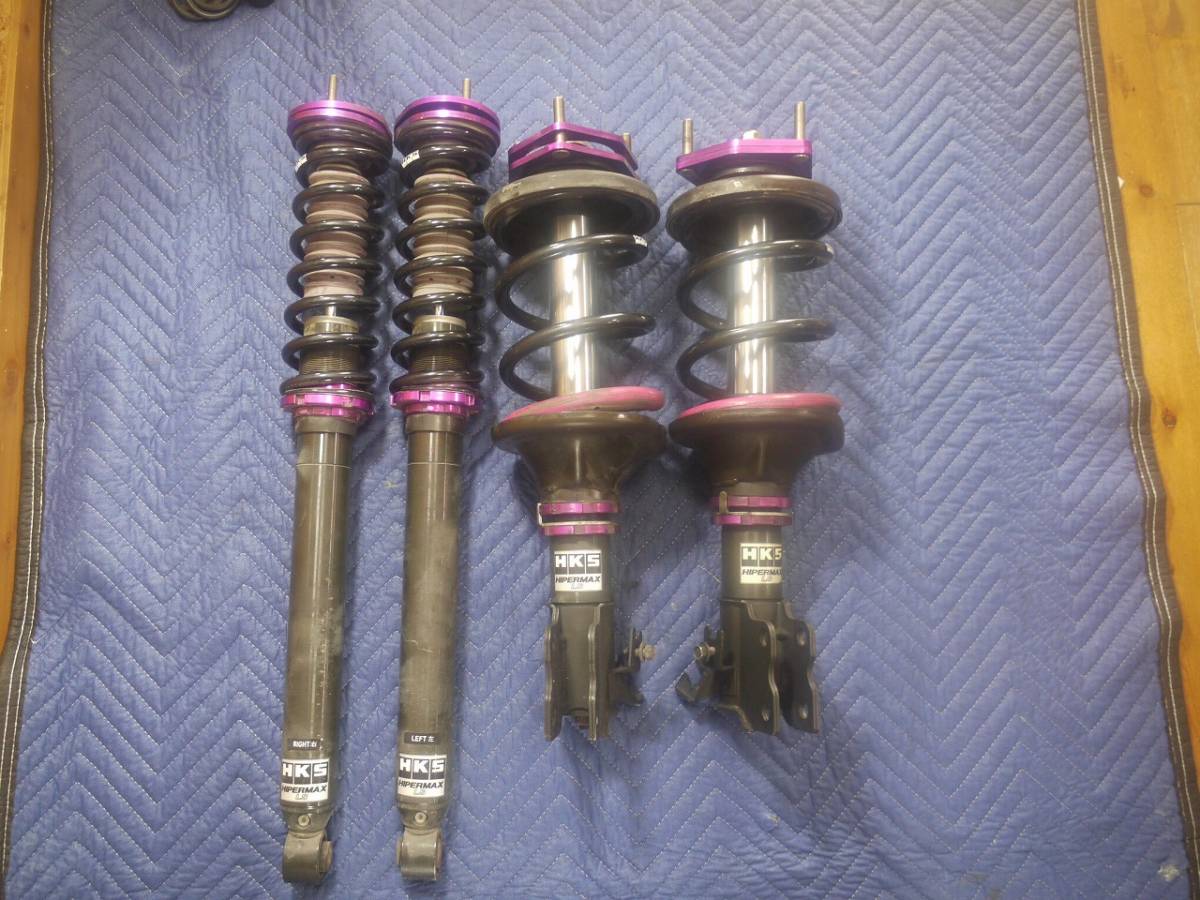 HKS HIPERMAX | 根強い人気の『ステージア』を快適にローダウン！ HKS 