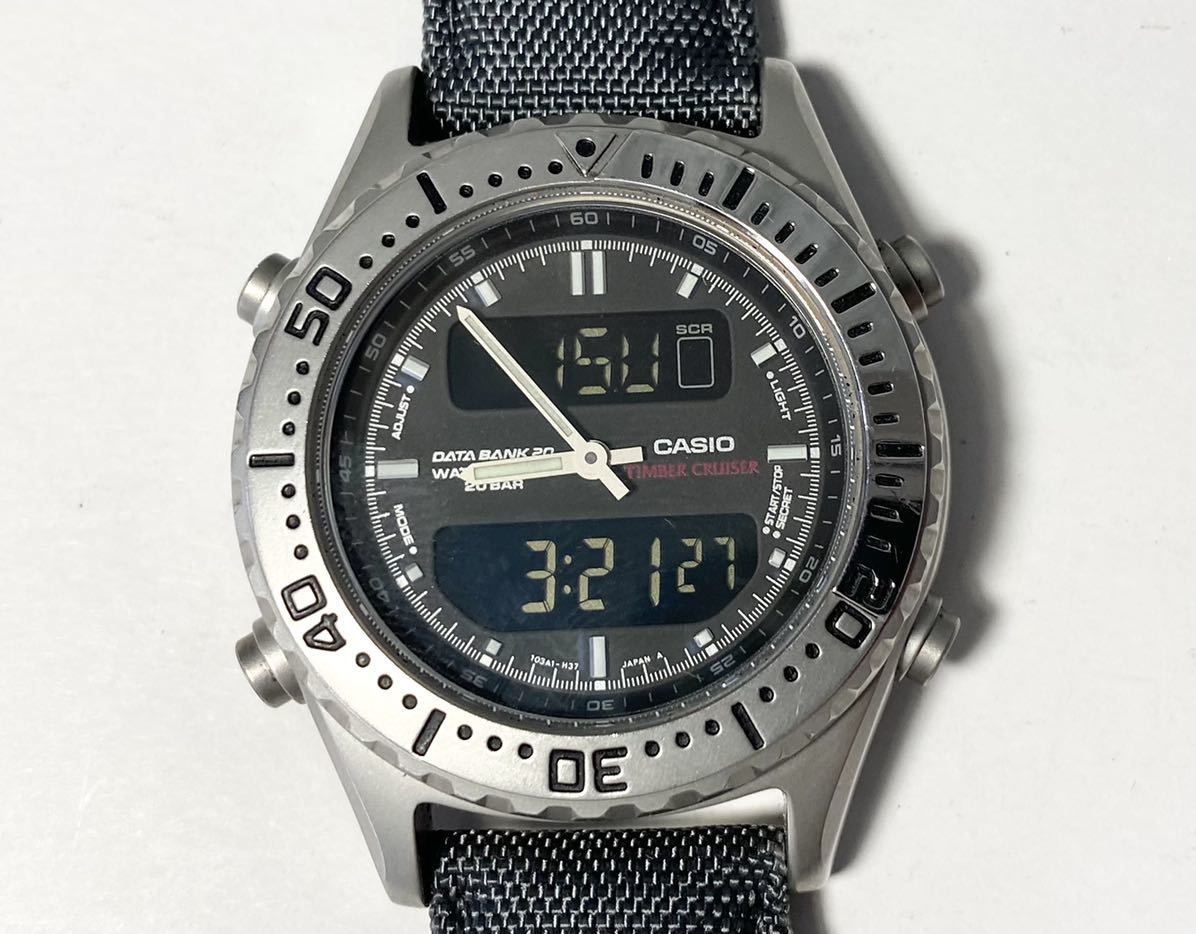 CASIO TIMBER CRUISER 腕時計 メンズ時計　稼働中