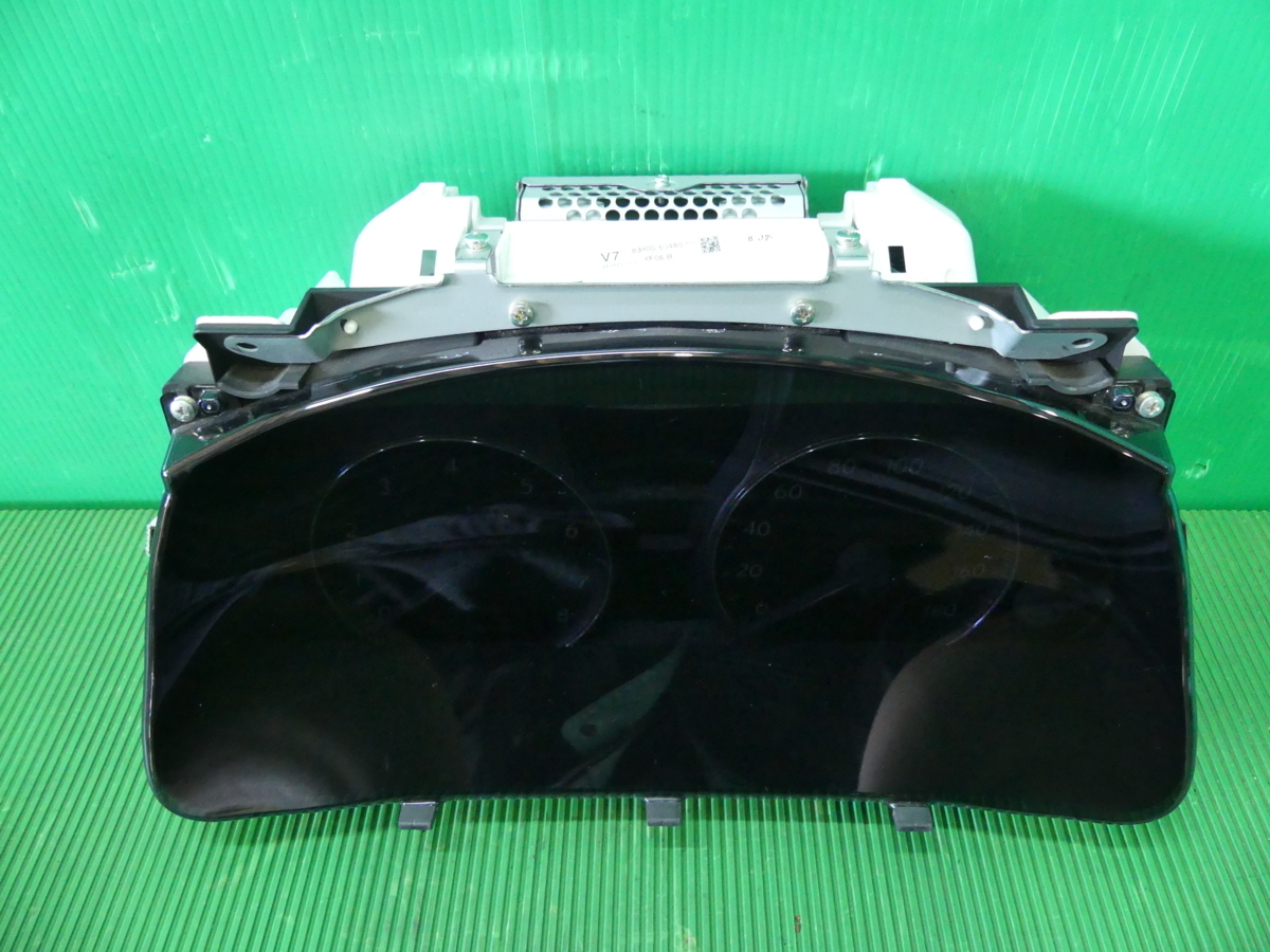 ベッド新品未使用 レクサス LS600HL 純正 スピードメーター 83800-50480 UVF46 30489