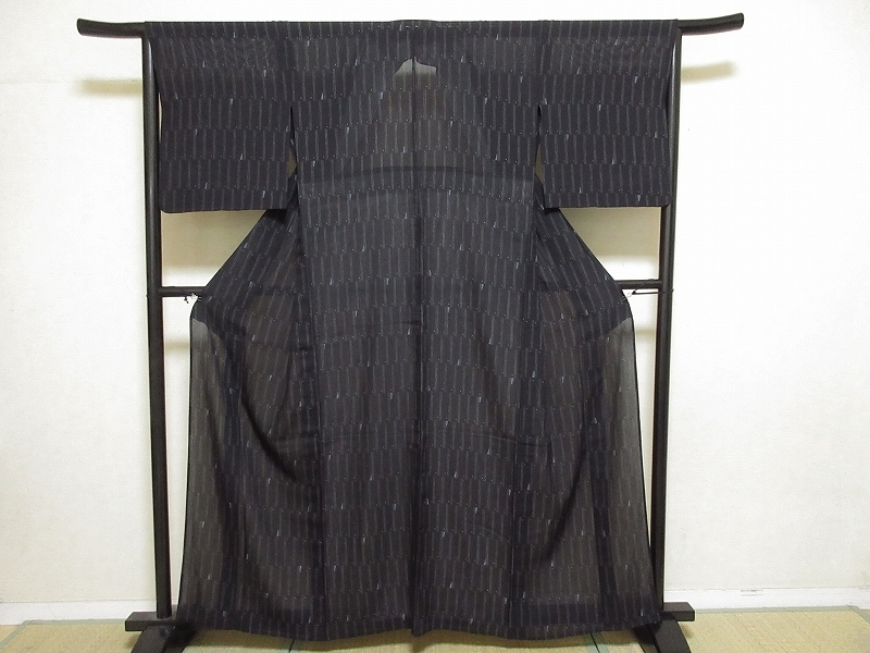 ドークブア■夏物　小紋　紗紬　黒地　縦縞　極上の逸品　305
