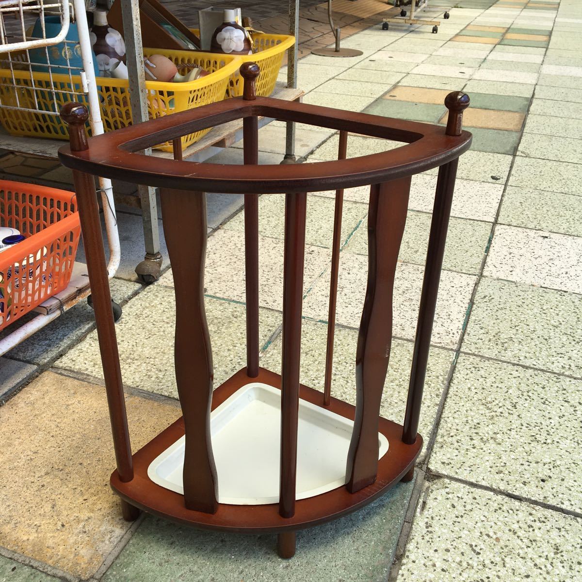 投げ売り 【デッドストック】木製コーナー傘立て／傘立て／レトロ家具