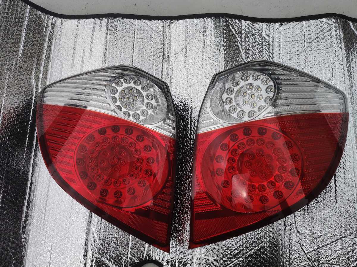 中古ジャンク♪ ステラファイブ LED テールランプ フィット GE8 FIT