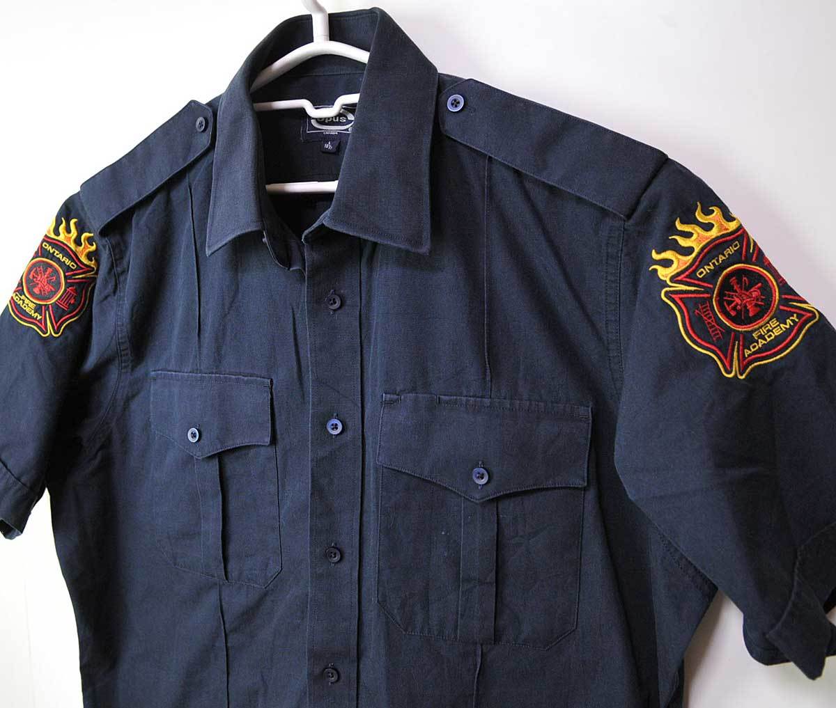古着●カナダ消防アカデミー 半袖シャツ オンタリオ州 L相当　16.5 左胸ポケ汚れ xwp