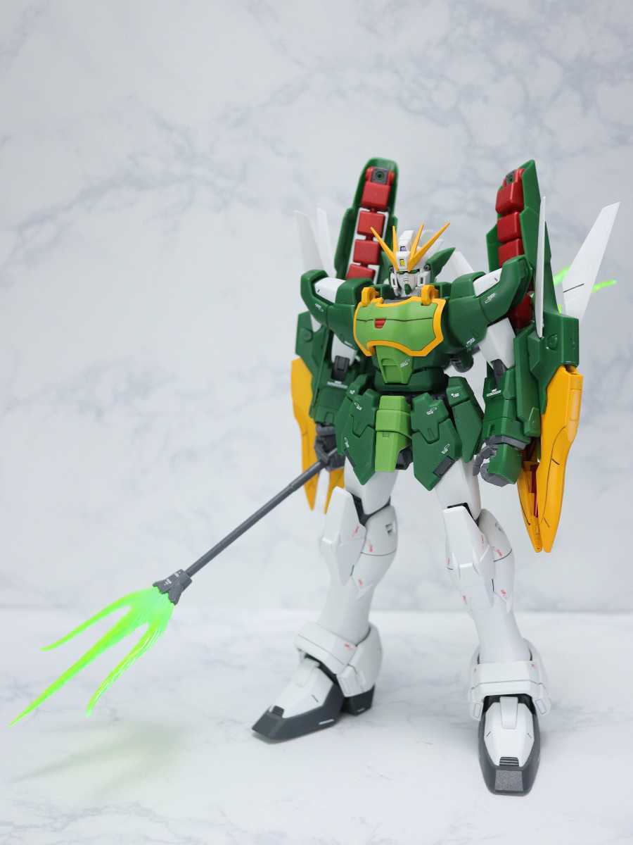 □プレミアムバンダイ□【MG 1/100 アルトロンガンダムEW版】