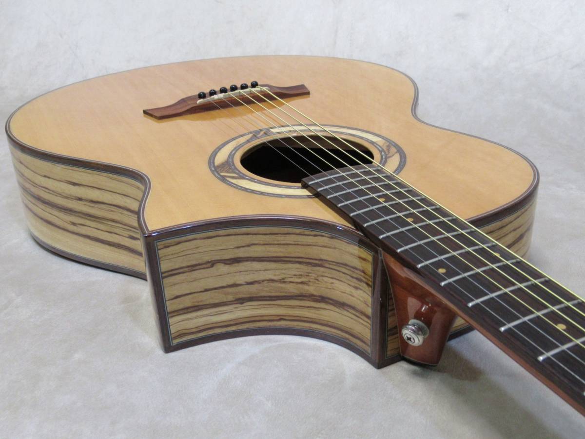 Ibanez エレアコ AEW23ZW 個性的なエレアコをお探しの方いかが