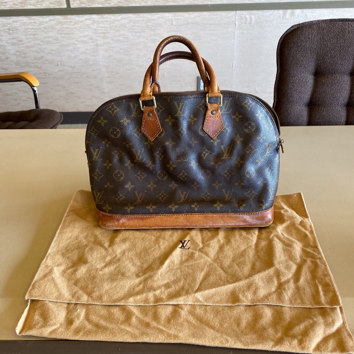 LOUIS VUITTON ルイヴィトン モノグラム ルイ・ヴィトン ハンドバッグ 