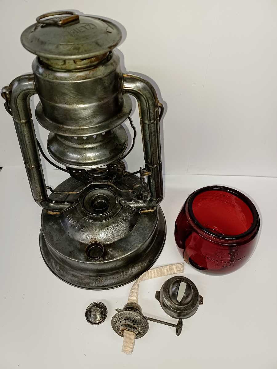 Dietz Little Giant Vintage Lantern 0 - Hour Etsy eBay Red | GIANT