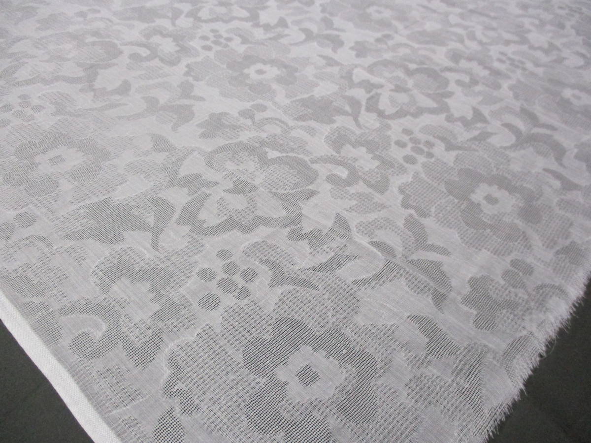 即決！【綿白生地カラミ織り柄入り】115cm×500cmコットンはぎれ・アウトレット、未使用品