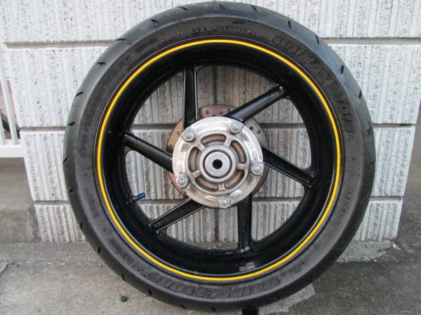 CB400SF NC31 リヤホイールワイド化/CBR900RR 170/60R17(リア)｜売買