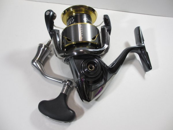 シマノ 14ステラ C3000 スピニングリール 箱付き SHIMANO STELLA