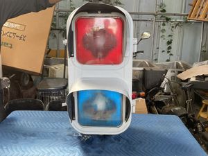 信号機 本物のYahoo!オークション(旧ヤフオク!)の相場・価格を見る
