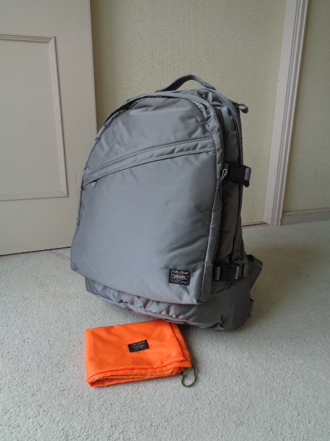 ☆新品☆PORTER☆タンカー☆吉田カバン☆デイパック☆シルバーグレー