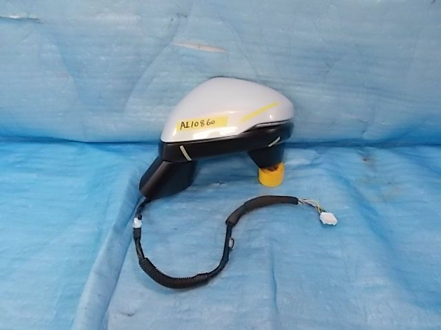 ヴェゼル RV3 / RV4 / RV5 / RV6 左 ドアミラー №AI10860
