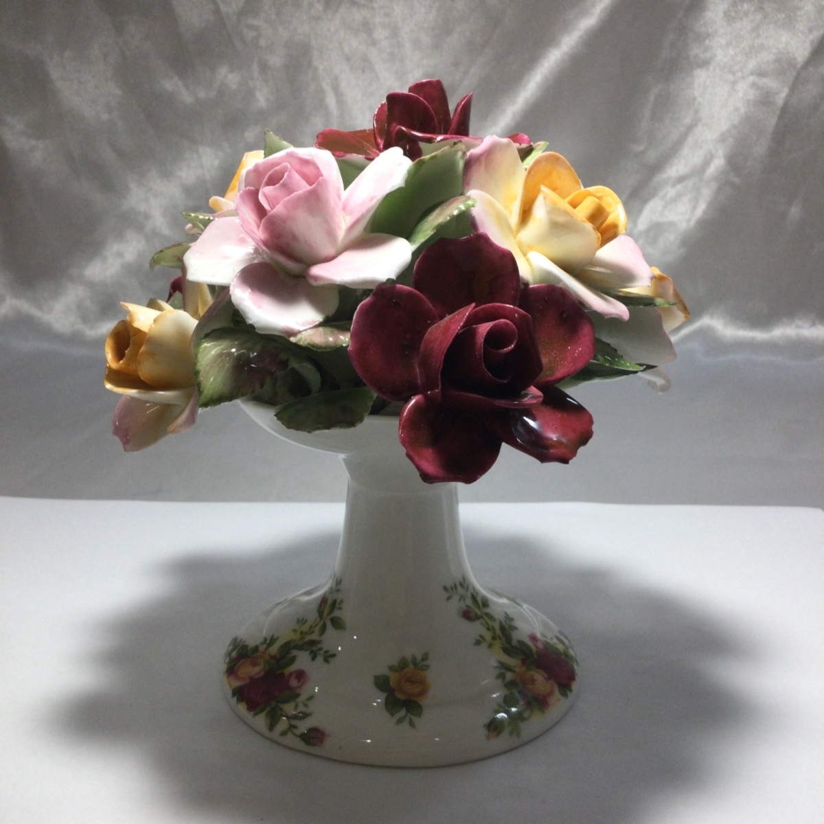 ロイヤルアルバート　陶器 花の置物 ピンク 赤 T/現状保管品】ROYAL ALBERT ロイヤルアルバート 陶器 陶花 置物