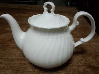 ノリタケ　ティーポット　中古_1