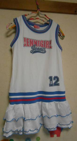 Jenniジェニィロゴふりふりワンピ140 やや難チアガール風 ワンピース 売買されたオークション情報 Yahooの商品情報をアーカイブ公開 オークファン Aucfan Com