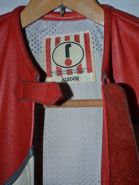 ジャスティ 赤白黒 革つなぎ Mサイズ 売買されたオークション情報 Yahooの商品情報をアーカイブ公開 オークファン Aucfan Com