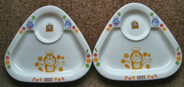 ココス 非売品ドラえもんプレート皿 二枚組 ドラえもん 売買されたオークション情報 Yahooの商品情報をアーカイブ公開 オークファン Aucfan Com