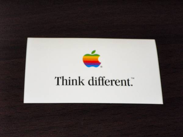☆美品☆Apple Think different ステッカー（シール）(Mac用)｜売買