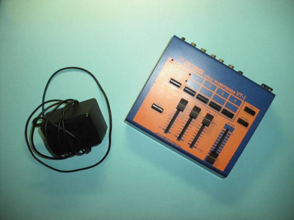 名機「VT-1」ボイスチェンジャー_1