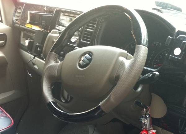 ★エブリィ用 DA64 ウッドステアリング ピアノブラック 美品 ★_2