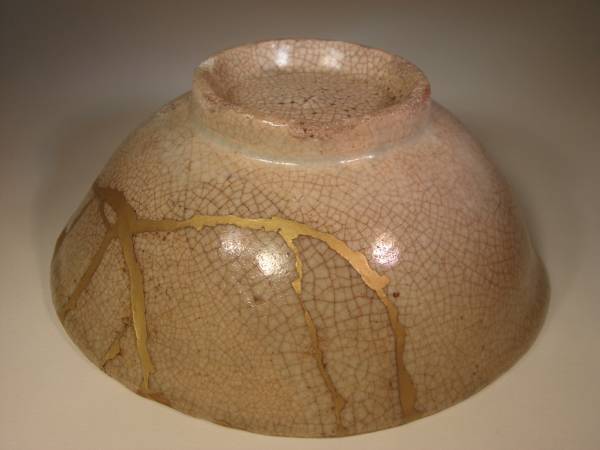 李朝・高麗茶碗 雨漏り堅手平茶碗 柔手・井戸手(李朝)｜売買された