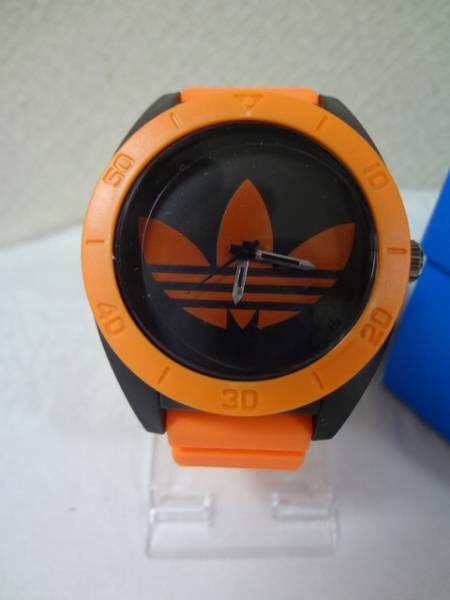 アディダス　adidas オリジナルス 腕時計 オレンジ/ブラック_1