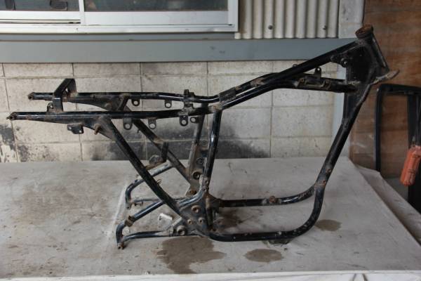 送料込 GSX250E GSX250L 書付 フレーム GS ザリ 昭和 レトロ(スズキ用