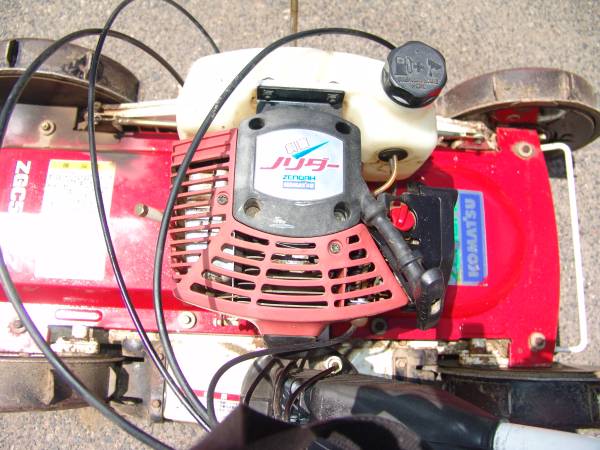 4WD法面草刈り機ゼノア自走式草刈機 ZGC500EZ斜面スパイダーモア(本体 