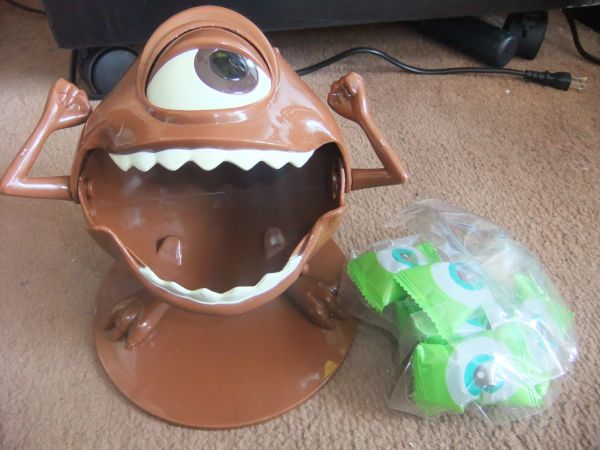 439 売り切れディズニーストア ブラウン マイク ディズニー 売買されたオークション情報 Yahooの商品情報をアーカイブ公開 オークファン Aucfan Com