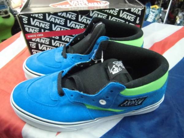 バンズ　ハーフキャブ　２８センチ　新品