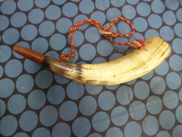 珍品 水牛角 角笛 検 楽器 楽器玩具 笛 らっぱ 羊飼い ペーター 笛 ラッパ 売買されたオークション情報 Yahooの商品情報をアーカイブ公開 オークファン Aucfan Com