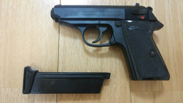 大日本技研 連邦軍制式拳銃 U.N.T. M71A1 & マルゼン PPK/S 希少