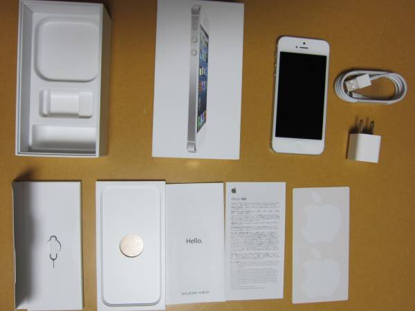 au iPhone5 16GB 白 判定○ 中古品_1