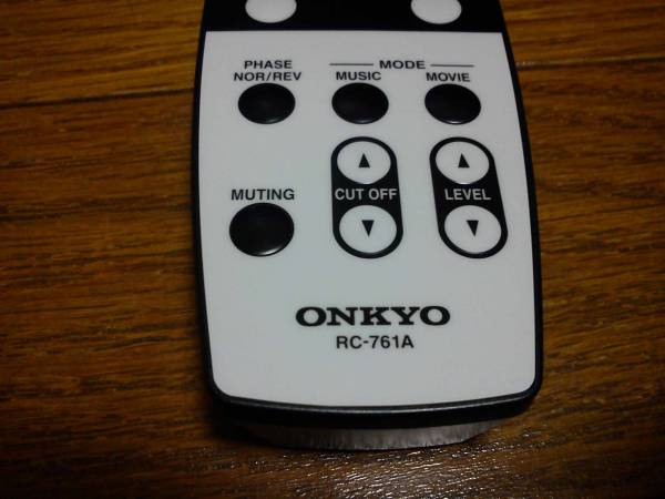 ONKYOのアンプ内蔵サブウーハーSL-605用リモコン（RC-761A）(リモコン