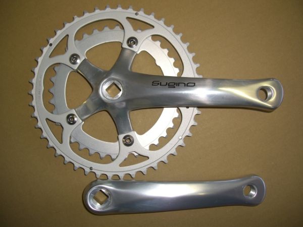 ☆SUGINO 傷有り キッズ(152mm)8 段用 XD500 クランク 新品☆(セット
