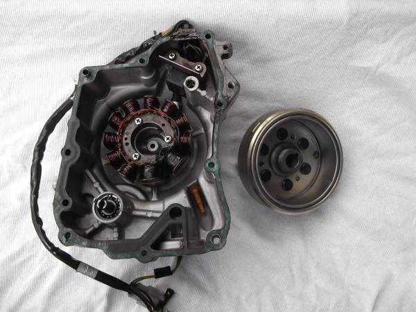 SYM RV125JP ジェネレーター回り RV180JP(エンジン、冷却装置)｜売買 