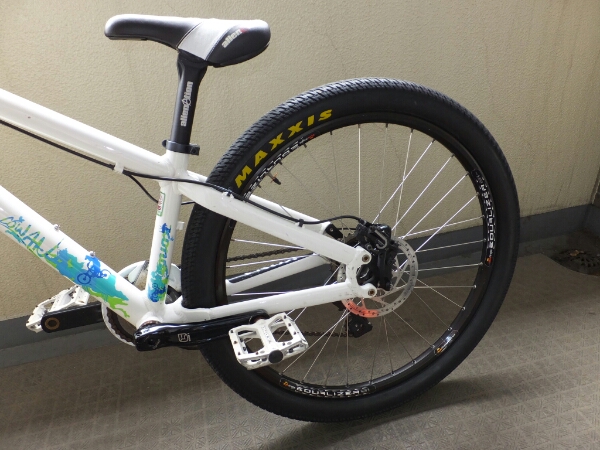 2009 KONA COWAN コナコーワン プレイバイク 白 26インチ(Mサイズ