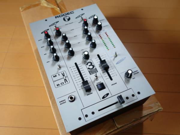 RODEC MIXBOX DJミキサー 美品 Rodec #BX9 Rodecの縦フェーダー