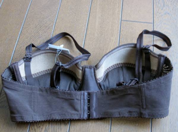 ＜新品＞　ＫＩＹＡ　　ブラジャー　（ブラウン）　Ｂ７５